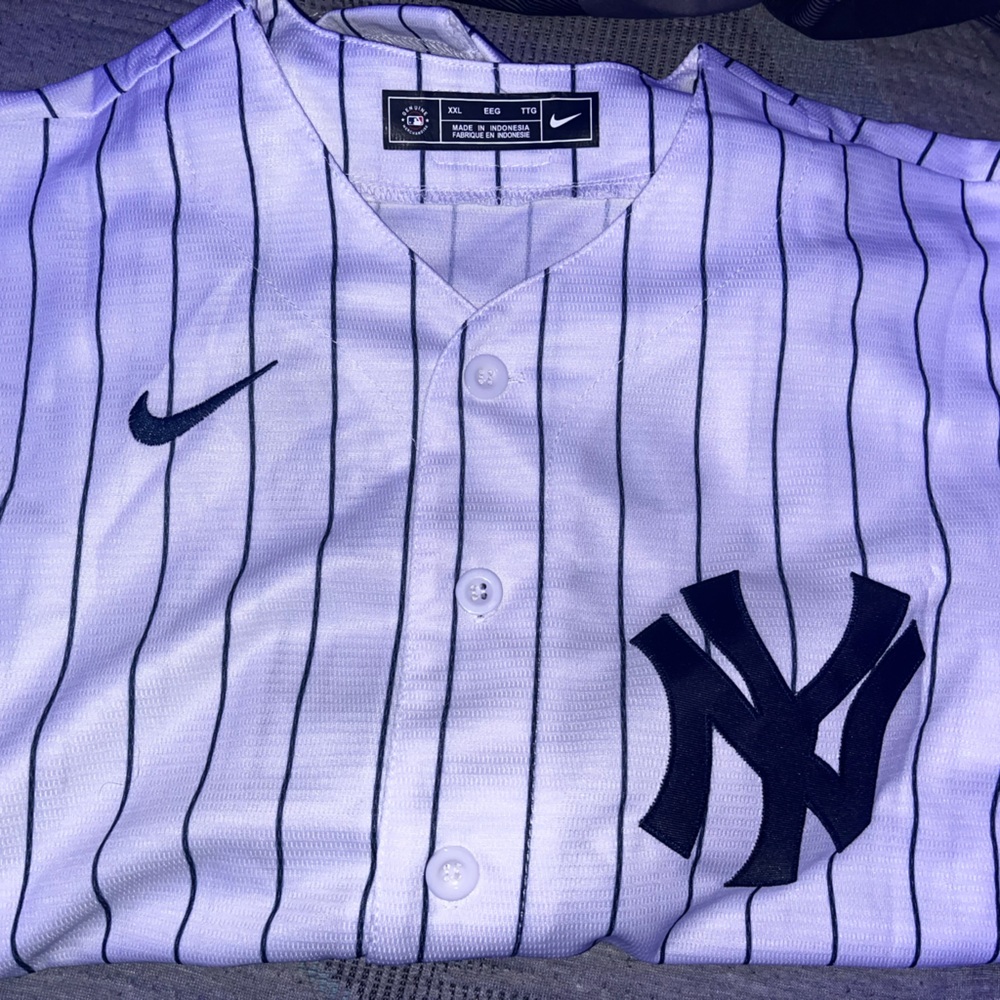 This is Derek Jeter jersey